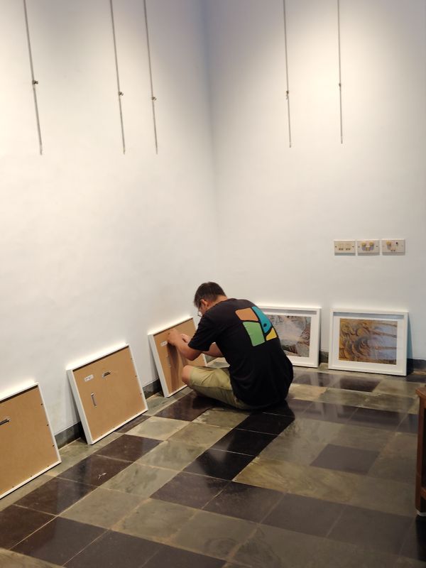 (三三三) 冰窗花飘落印度「黎明之城」（三）